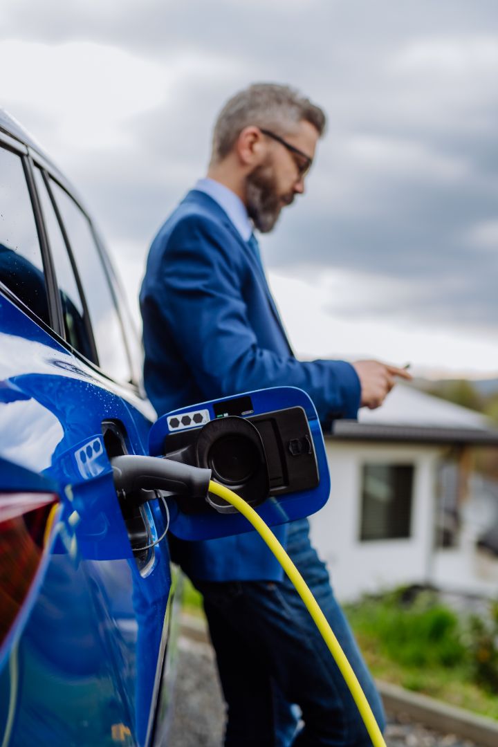 Australian government loans $100m to install EV chargers and solar panels at Bunnings and Officeworks stores - The Guardian